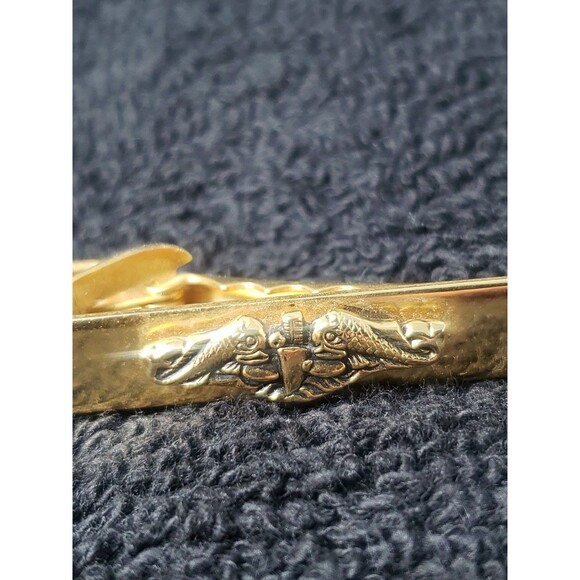 Vintage US Navy Submarine  Warfare Service Tie Bar Clasp Military USN 1960s - Picture 2 of 15